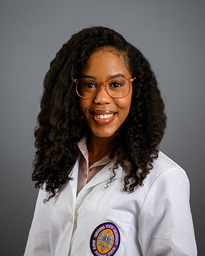 Diamondneshay Ward, M.D.